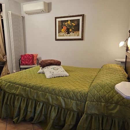 Tenuta Agriturismo Il Risveglio Imperia Buitenkant foto